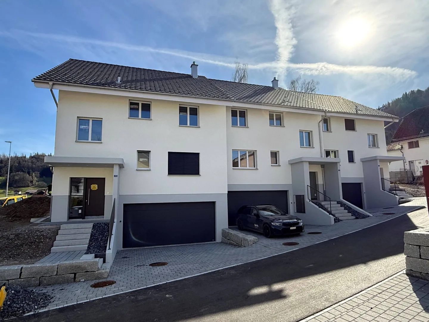 Three 5.5 Room Terraced Single-Family Houses - Charming, Close to Nature, Individual - Photo 1 of 9