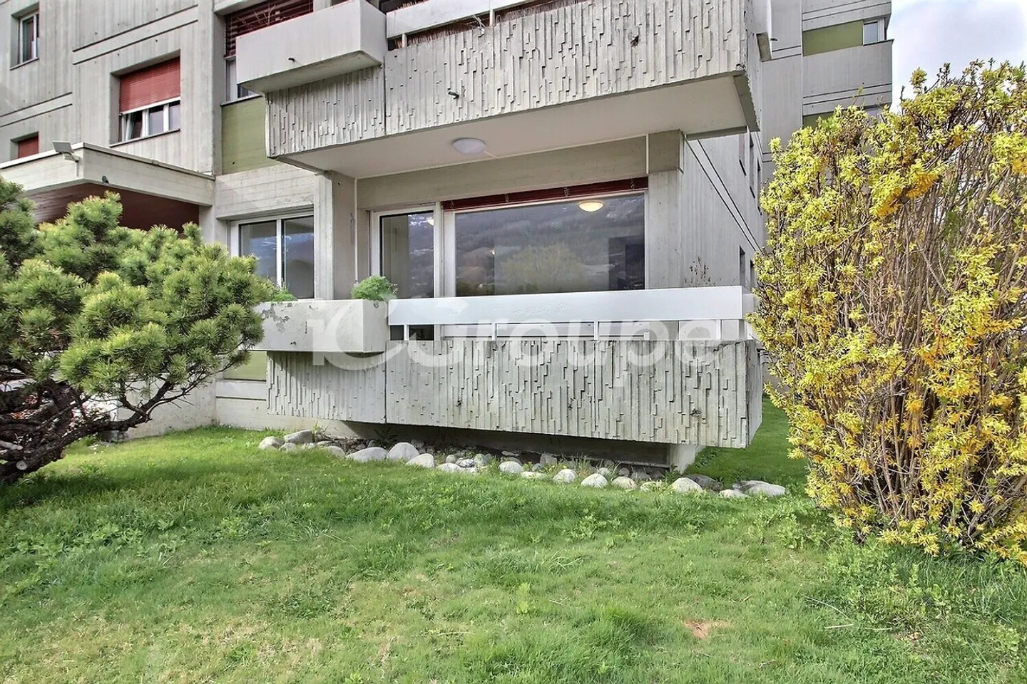 Beautiful apartment close to the city center of Sion - Photo 11 of 11