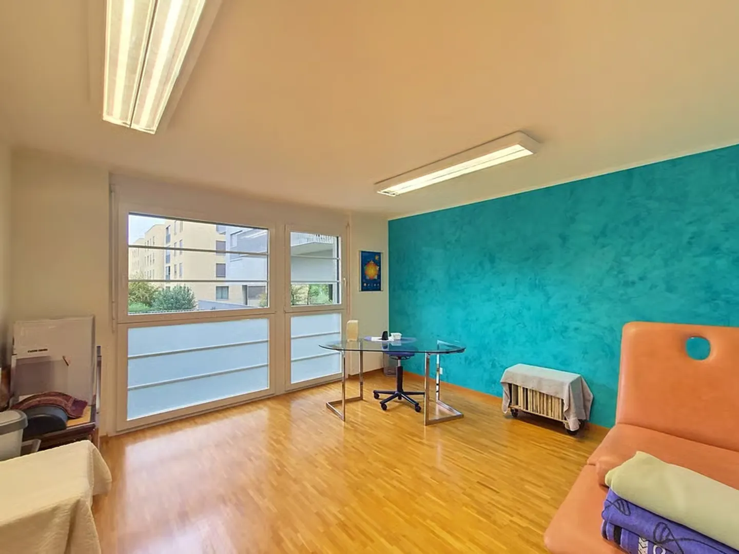 Beautiful administrative space ideally located - Photo 4 of 7