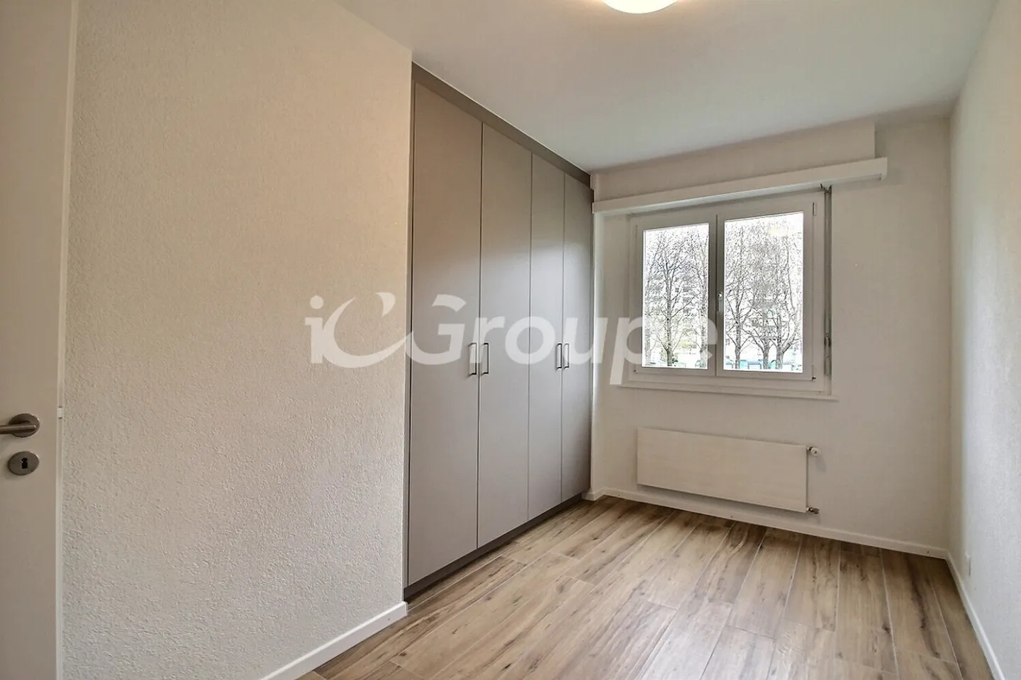 Beautiful apartment close to the city center of Sion - Photo 7 of 11
