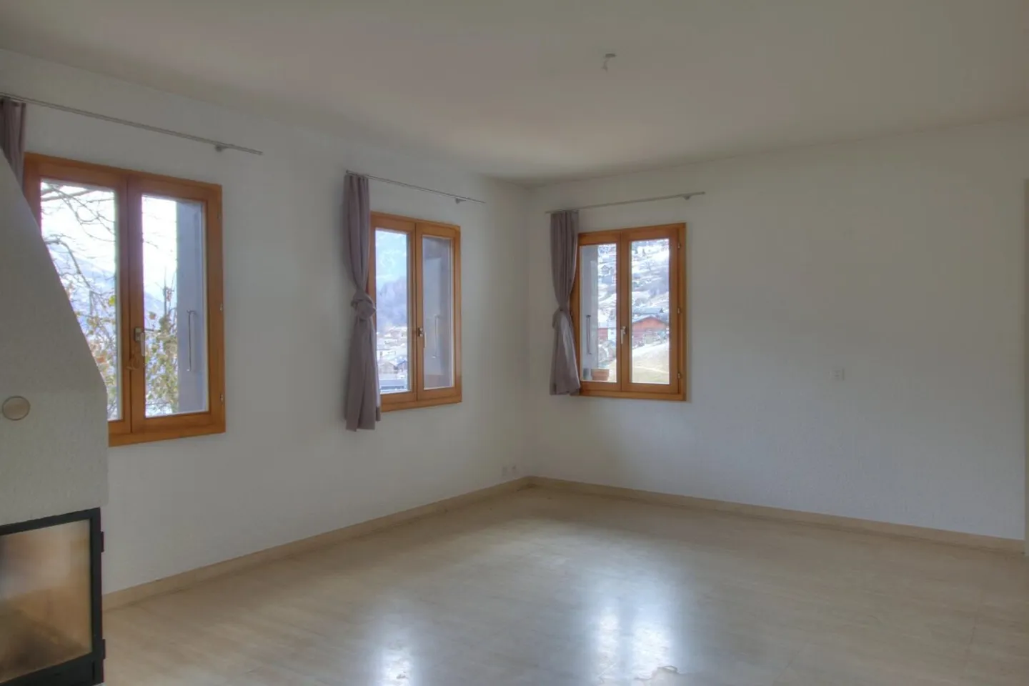 Character house with two apartments - Photo 12 of 13