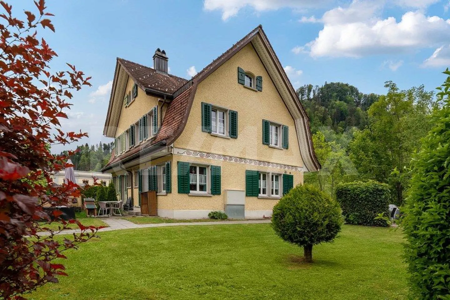 Posizione tranquilla e soleggiata, direttamente sulla Töss - Foto 1 di 13