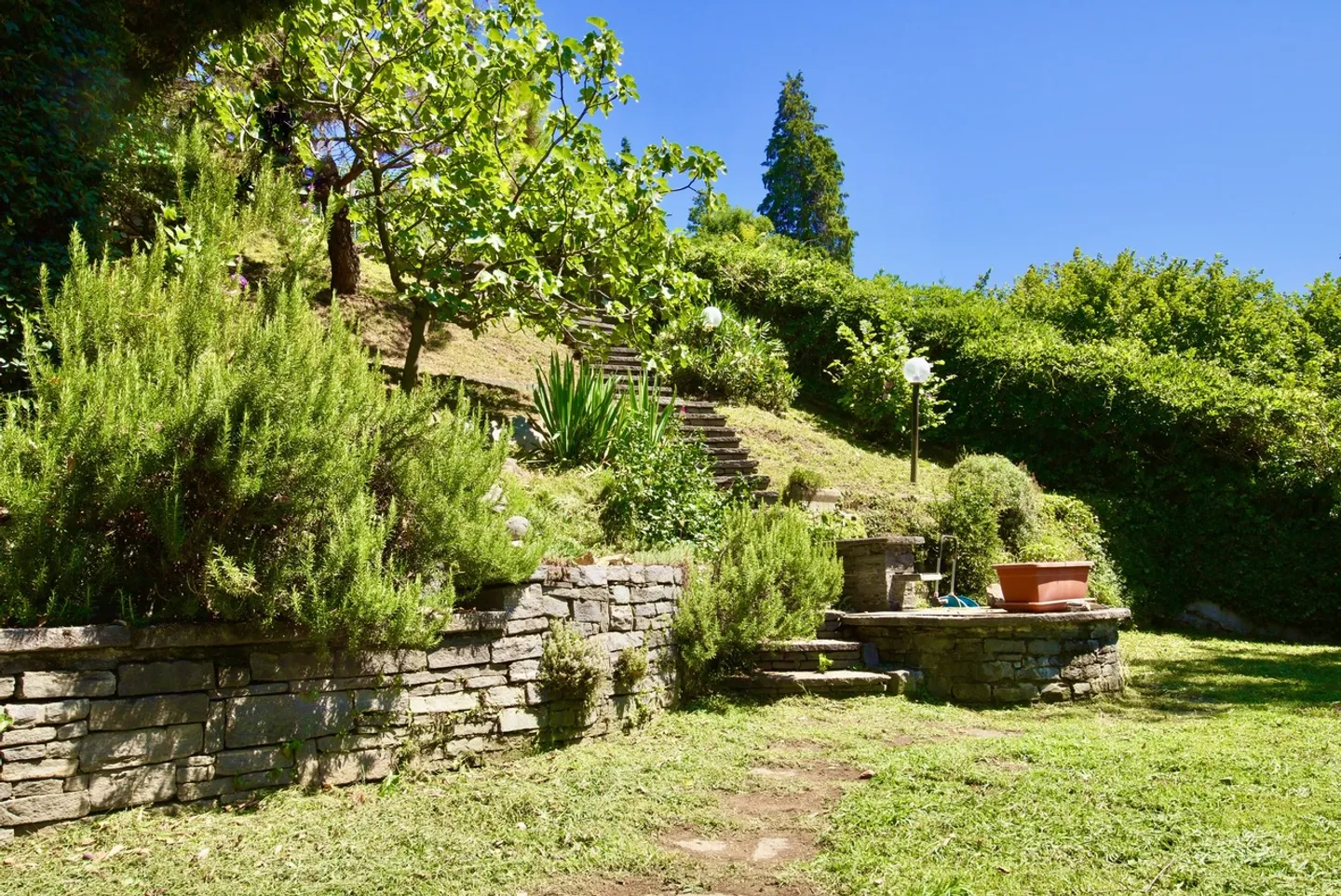 Villa in vendita - Foto 3 di 12