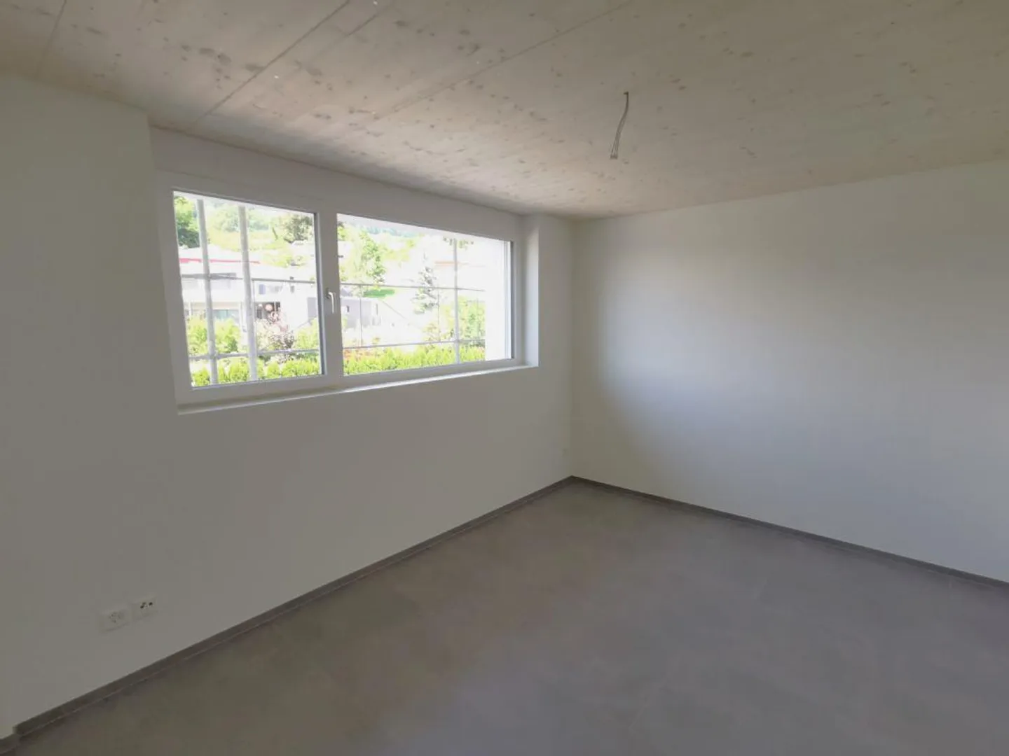 RENOVATED | WELL LOCATED | ATTRACTIVE - Photo 7 of 8