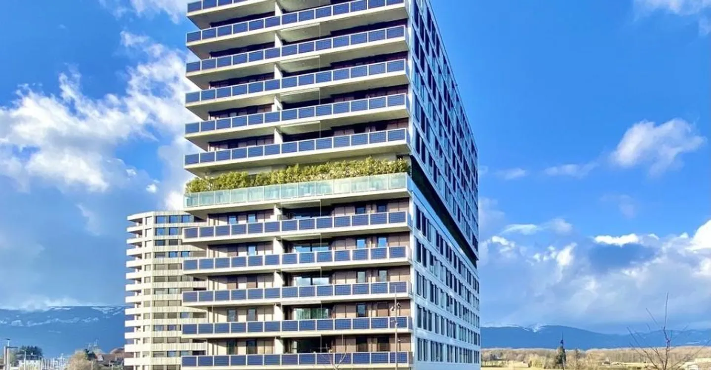 Modern accommodation in the eco-district of Les Vergers - Photo 1 of 9