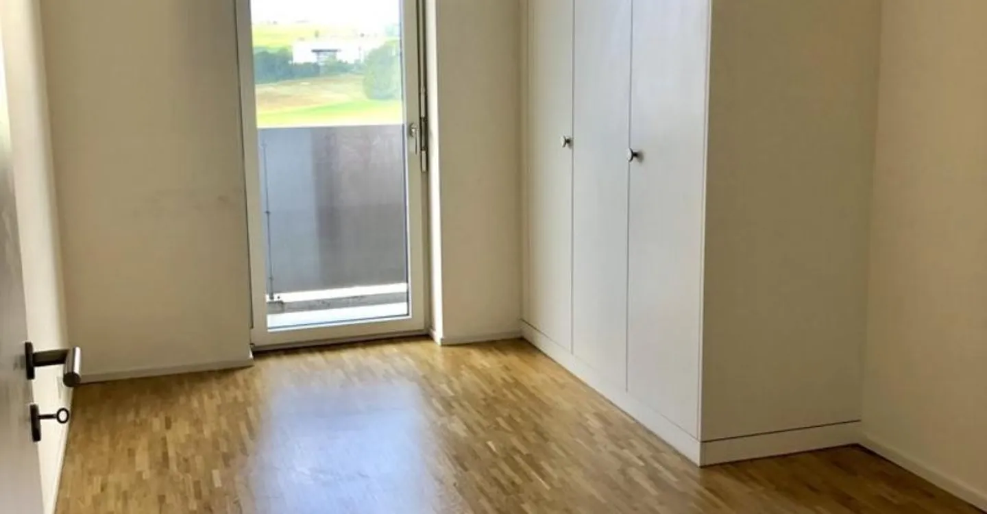 Modern accommodation in the eco-district of Les Vergers - Photo 7 of 9