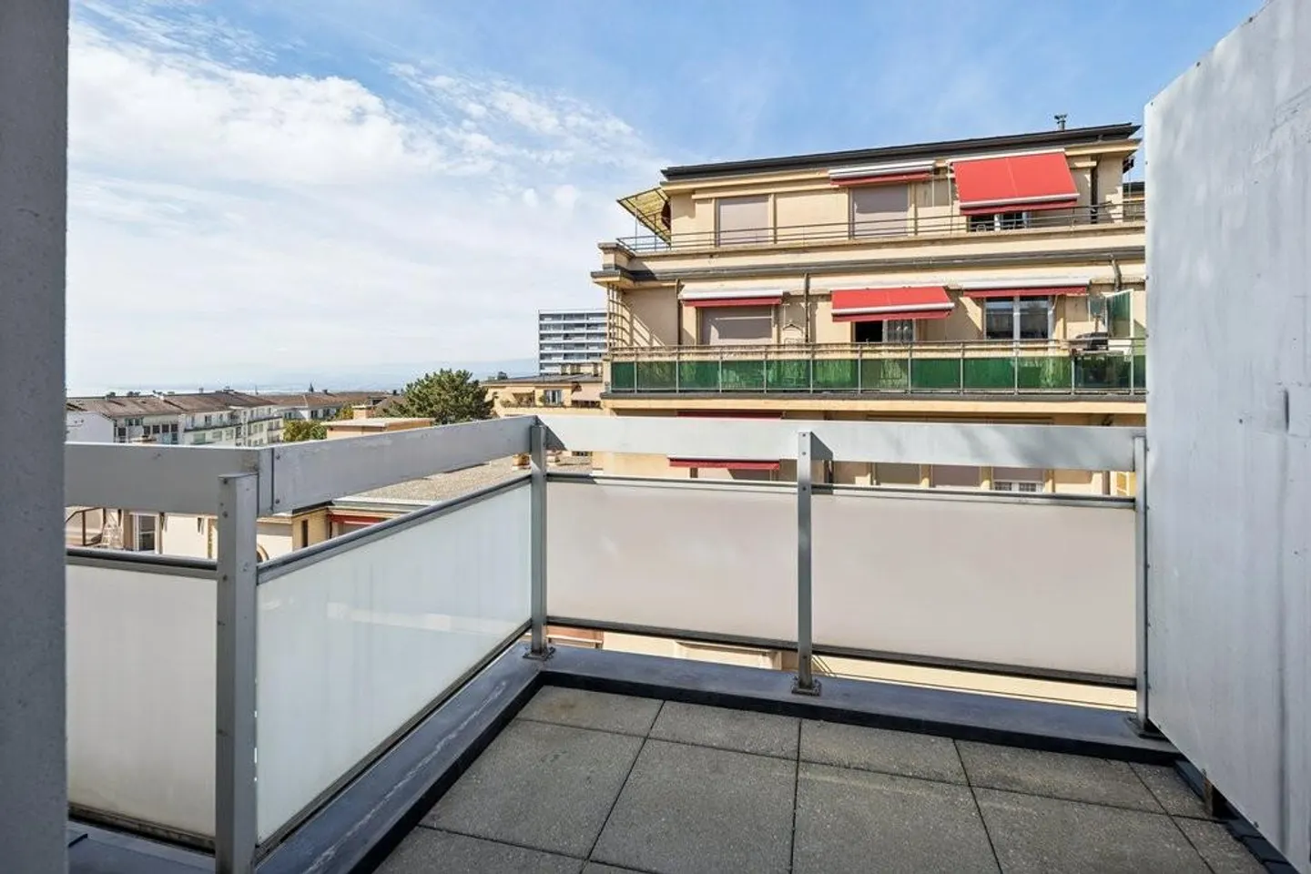 Appartement Charmant avec Balcon - Photo 5 sur 12