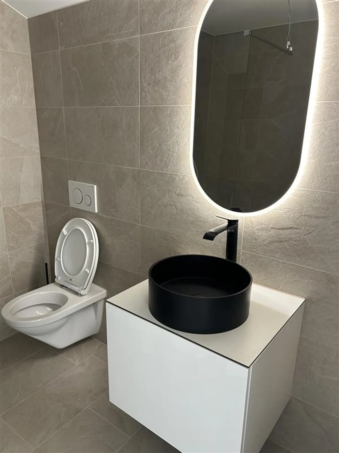 Loft 1 room - Photo 3 of 7