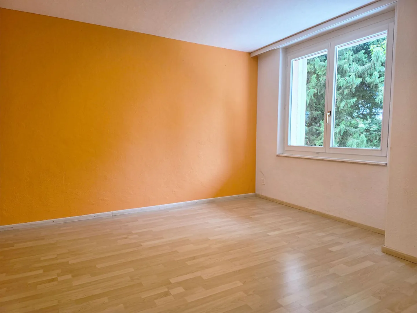5.5-Room Semi-Detached House with Thoughtful Room Layout - Photo 7 of 9