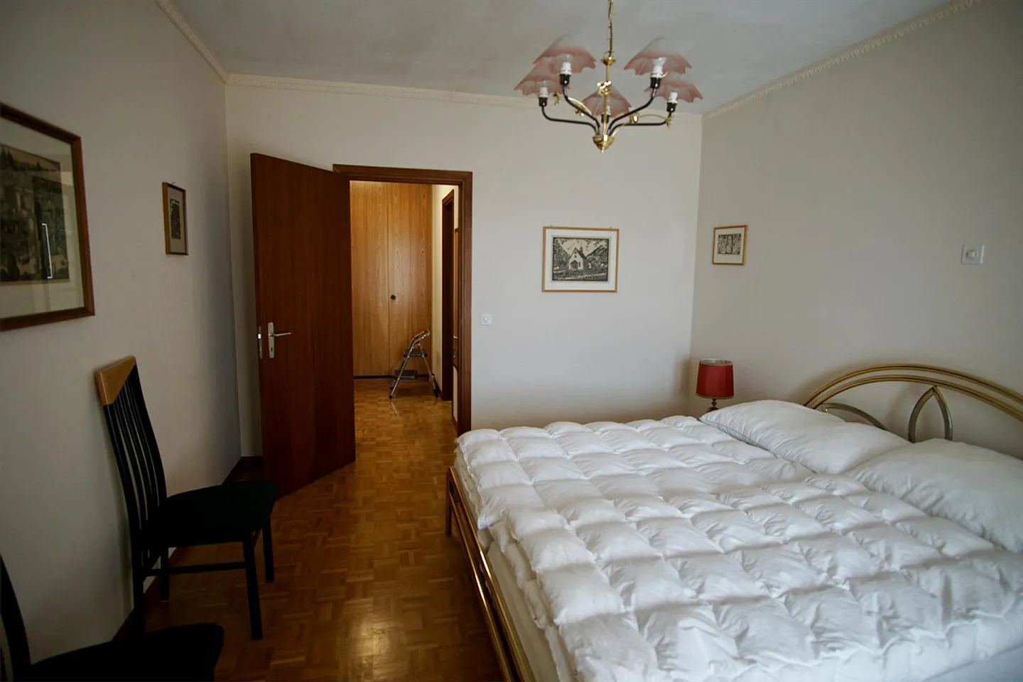 Geräumige 2,5-Zimmer-Wohnung mit Terrassse von 44m2 und atemberaubender Aussicht - Foto 4 von 14