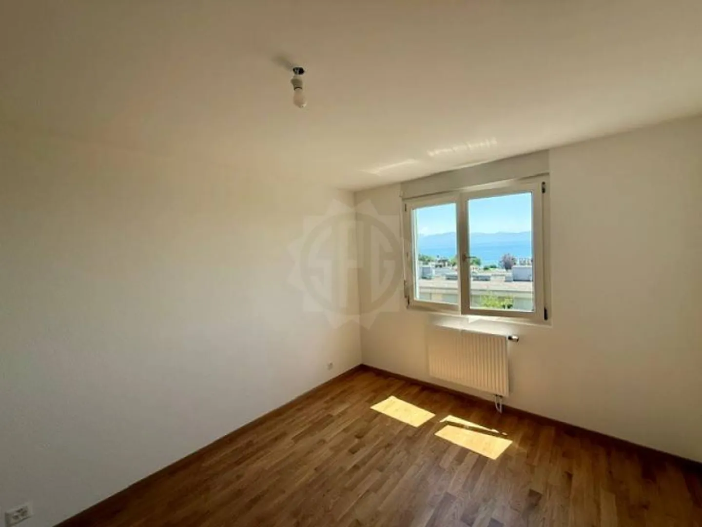 Beautiful apartment - Mont-sur-Rolle - Photo 5 of 7