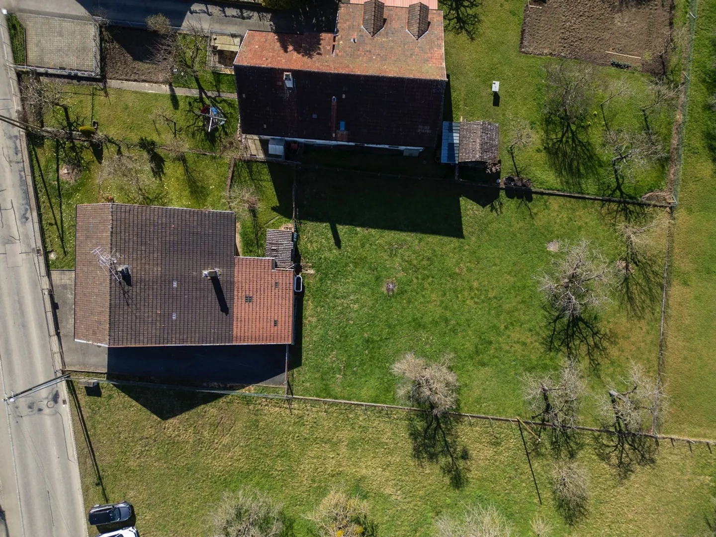 Einfamilienhaus zu renovieren - Foto 2 von 8