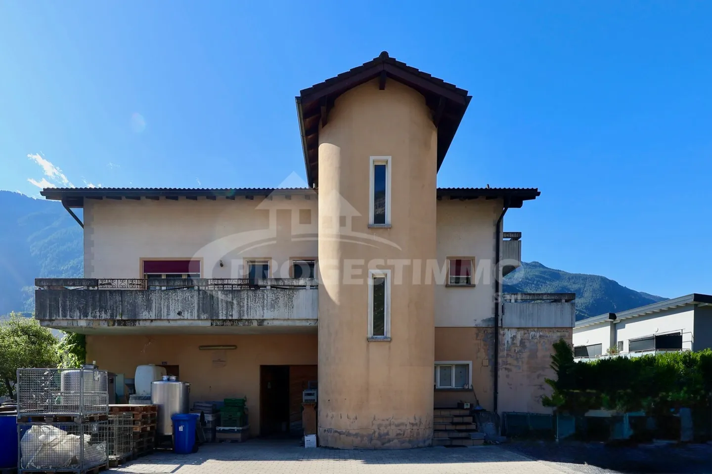 Proprietà con grande potenziale di cambiamento - Foto 1 di 13
