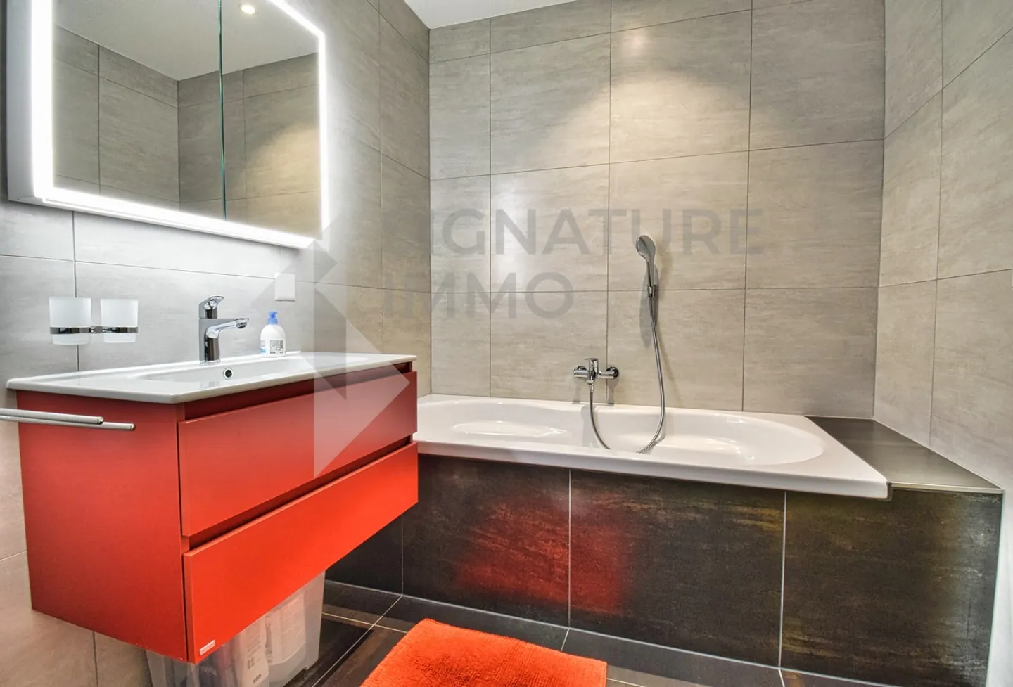 Appartamento di 3,5 locali 95 m² con vista libera sulle montagne - Foto 6 di 9