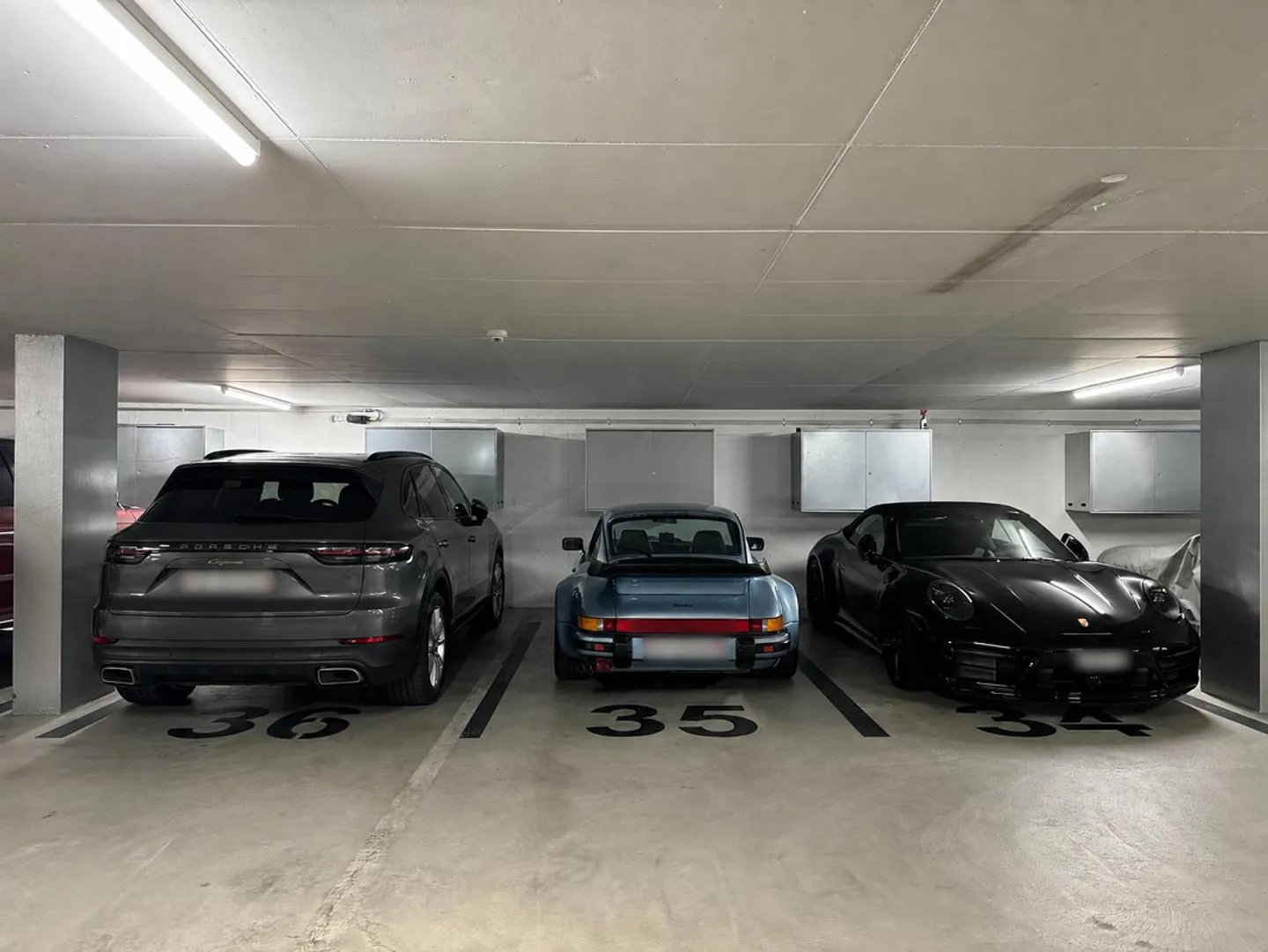 Underground parking space next to S-Bahn station + Sihlcity - Photo 1 of 1