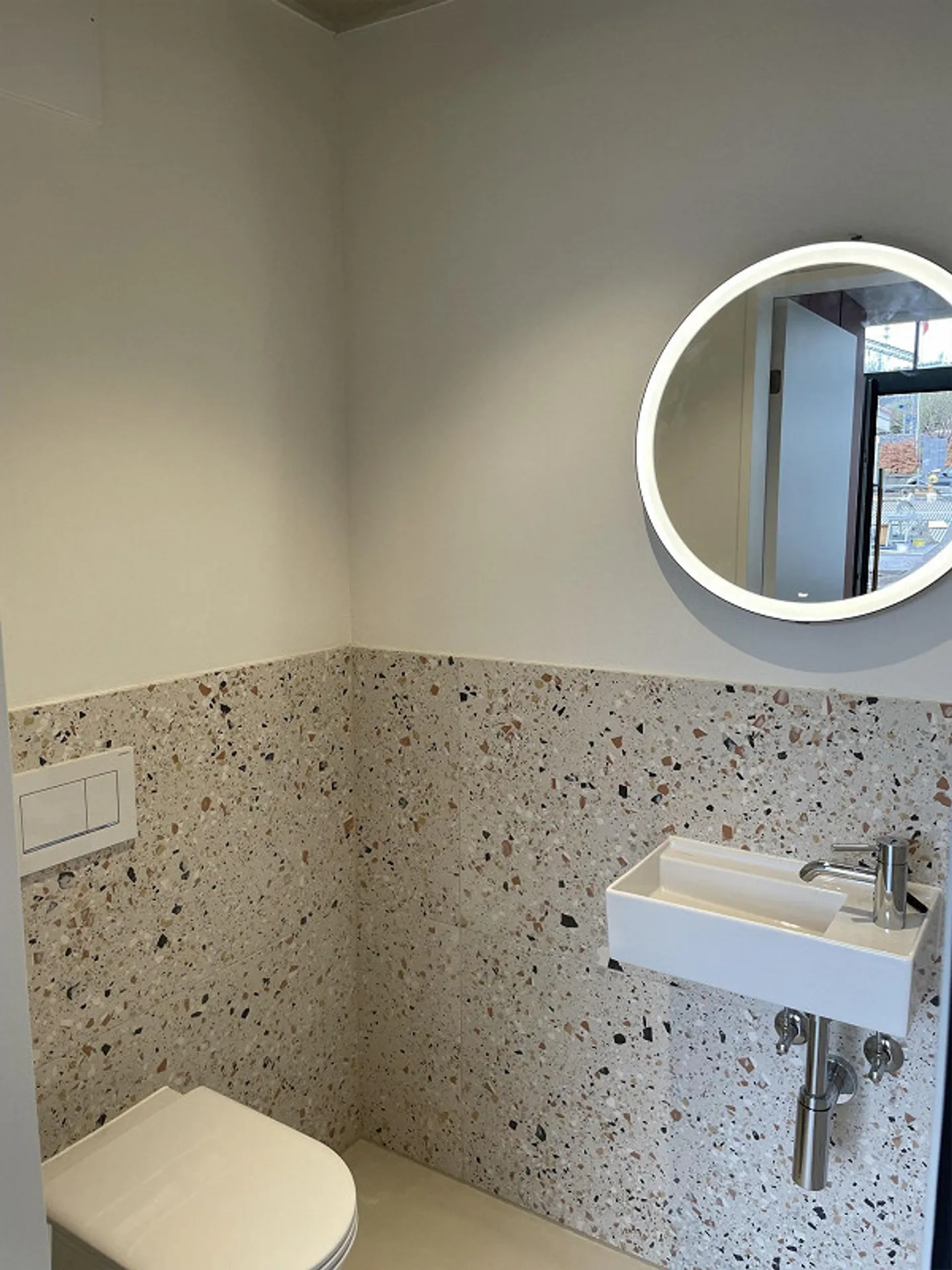 Exclusive Maisonette Apartment with Patio and Terrace - First Rental Available Immediately (Duplex C) - Photo 3 of 12