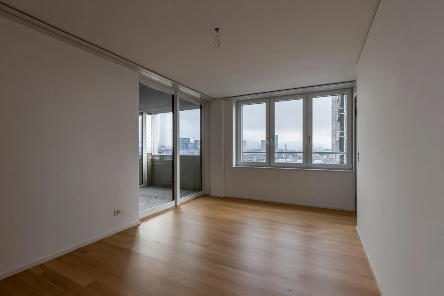 Ampio appartamento di 4,5 stanze 09.13 con vista esclusiva - Foto 13 di 19