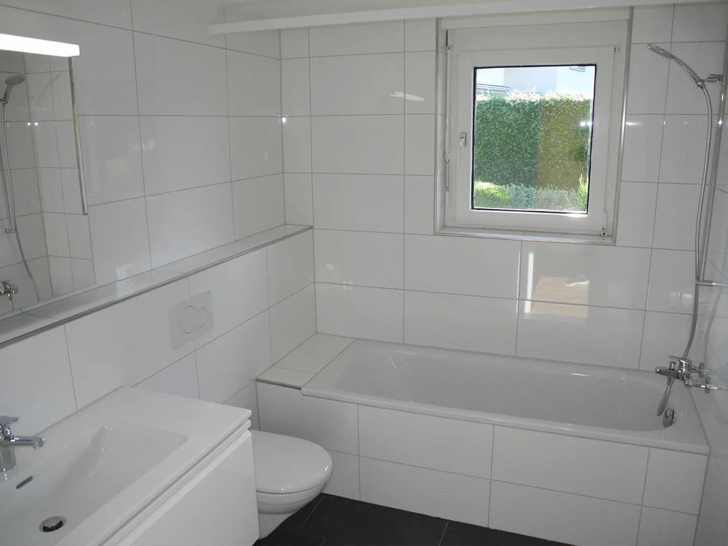 Appartement moderne de 4,5 pièces avec vue sur les montagnes d'Alpstein - Photo 2 sur 13
