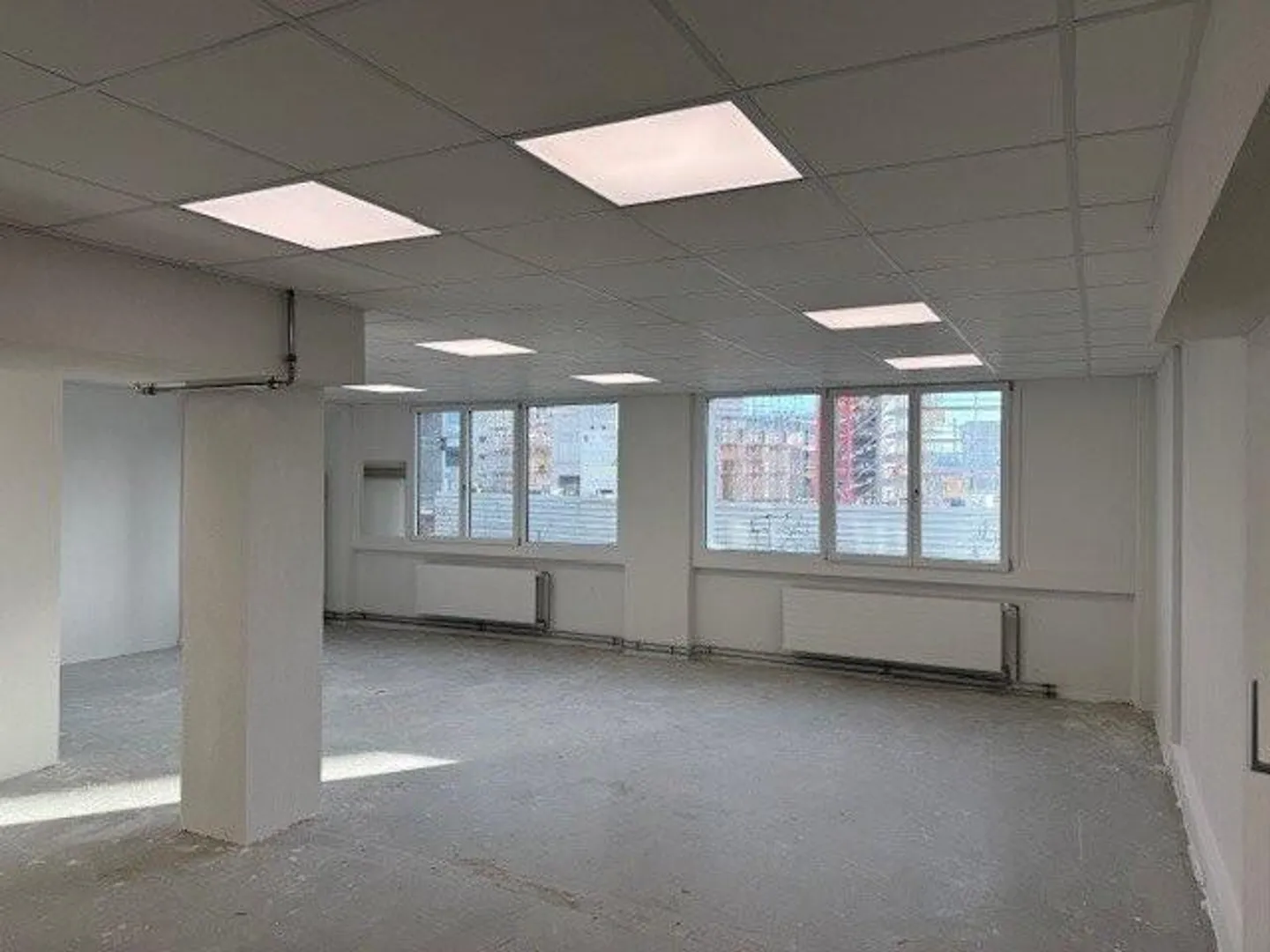 Your Space for Ideas - Ideal for Creatives, Tinkerers, and Craft Businesses - Photo 2 of 3