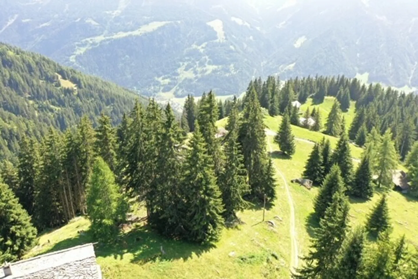 Außergewöhnliches Ski-Chalet in Clambin - Foto 13 von 17