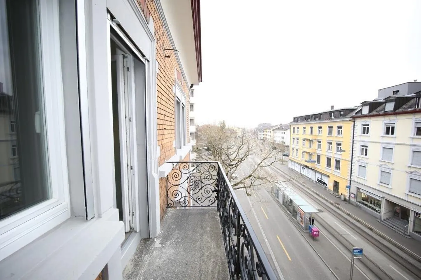 Charming and modern living! - Photo 5 of 5