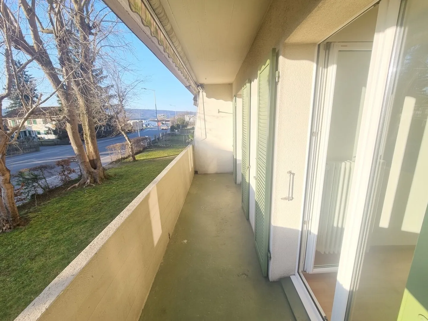 Geräumige Wohnung im Grünen - Foto 2 von 7