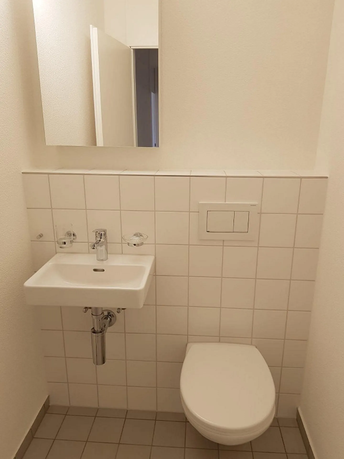 Moderno appartamento di 4,5 stanze con balcone - Foto 10 di 11