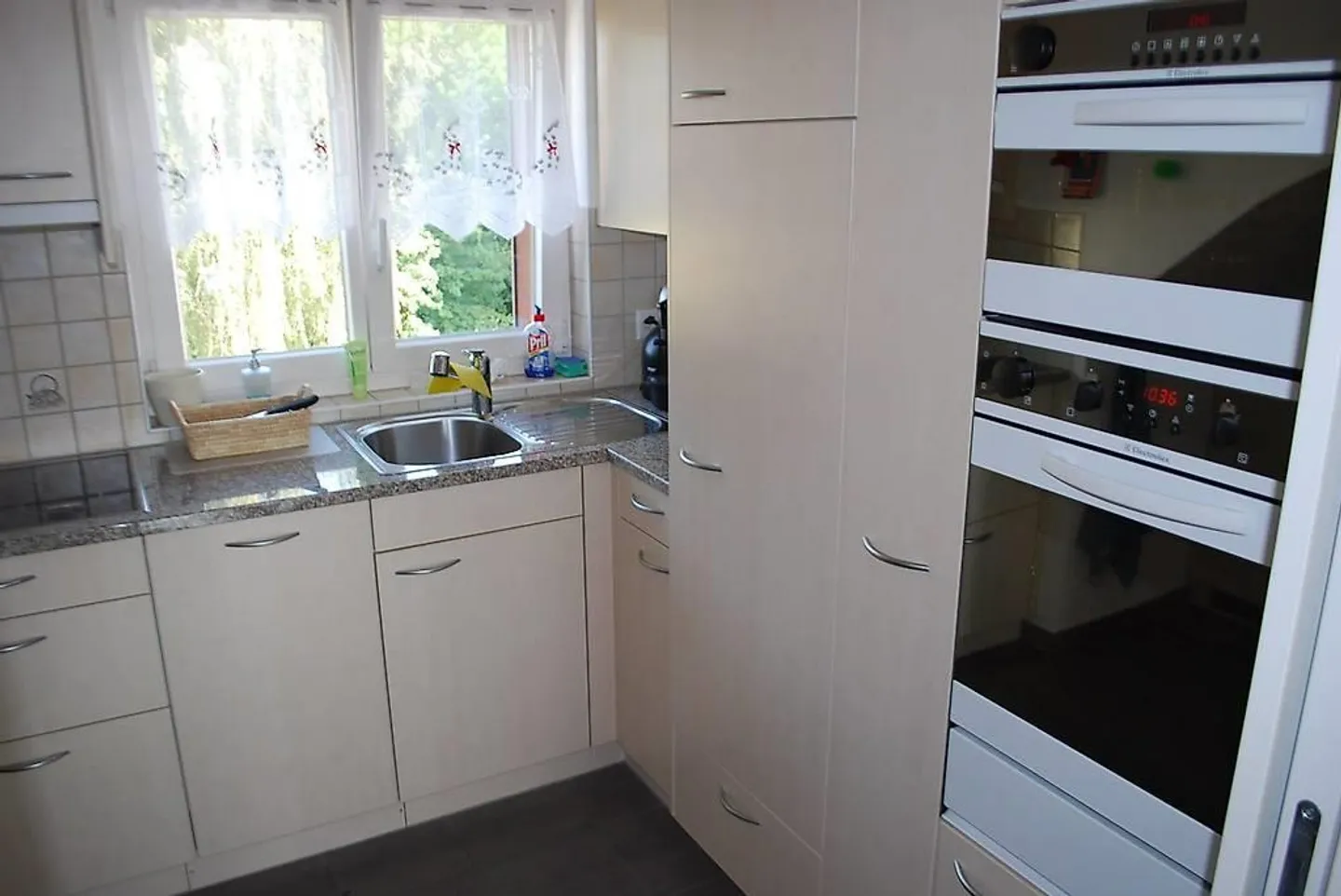 Gemütliche 3.5-Zimmerwohnung im Dachgeschoss in Aarau Rohr - Foto 4 von 7