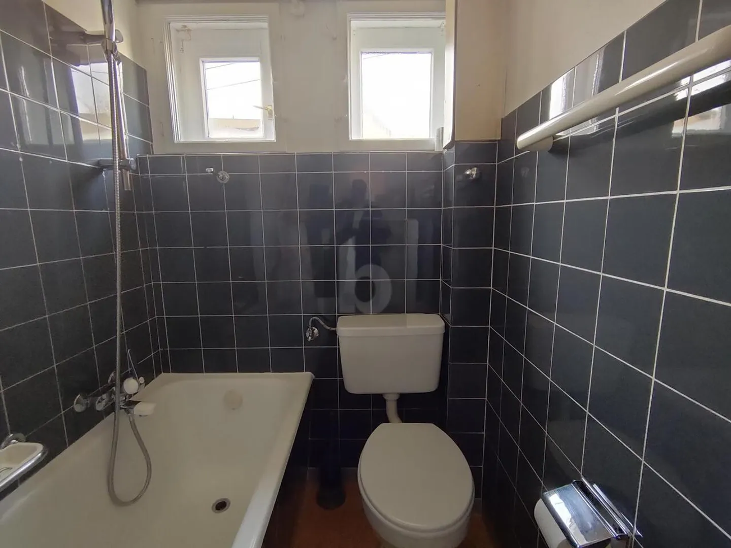 LUMINEUX ET CONVIVIAL, DANS UN BON EMPLACEMENT - Photo 5 sur 6