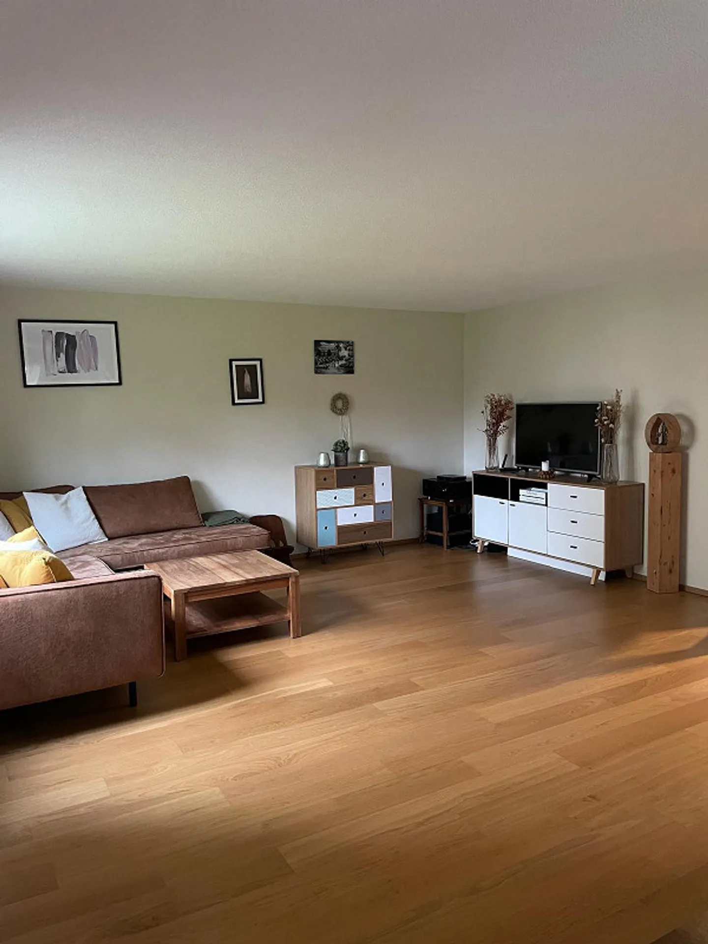 Bright 4 ½ room apartment with garden seating area and balcony - Photo 2 of 16