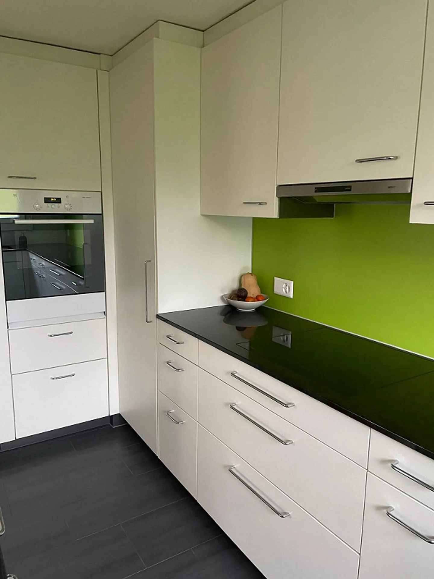 Bright 4 ½ room apartment with garden seating area and balcony - Photo 3 of 16