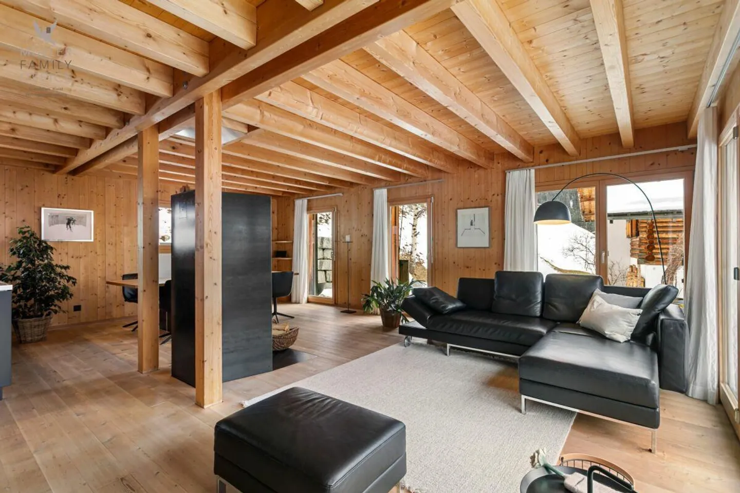 Stilvolles Holzhaus mit alpinem Charme und nachhaltigem Wohn- und E... - Foto 6 di 13