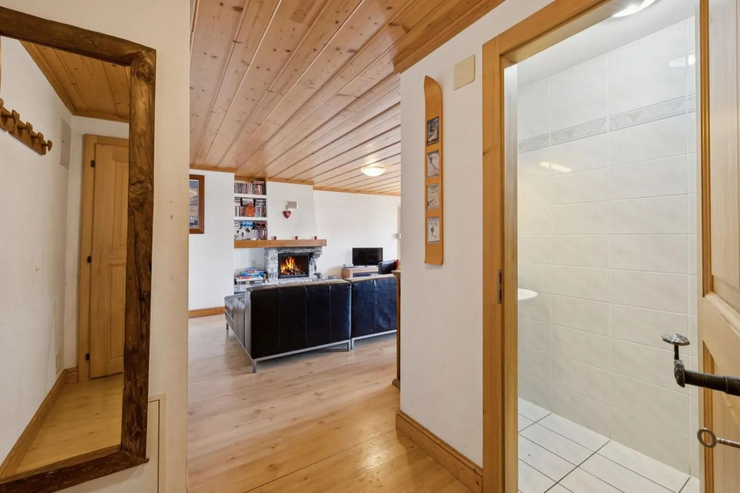 Villars, privileged location 3.5p with charm, large balcony, beautiful - Photo 12 of 13