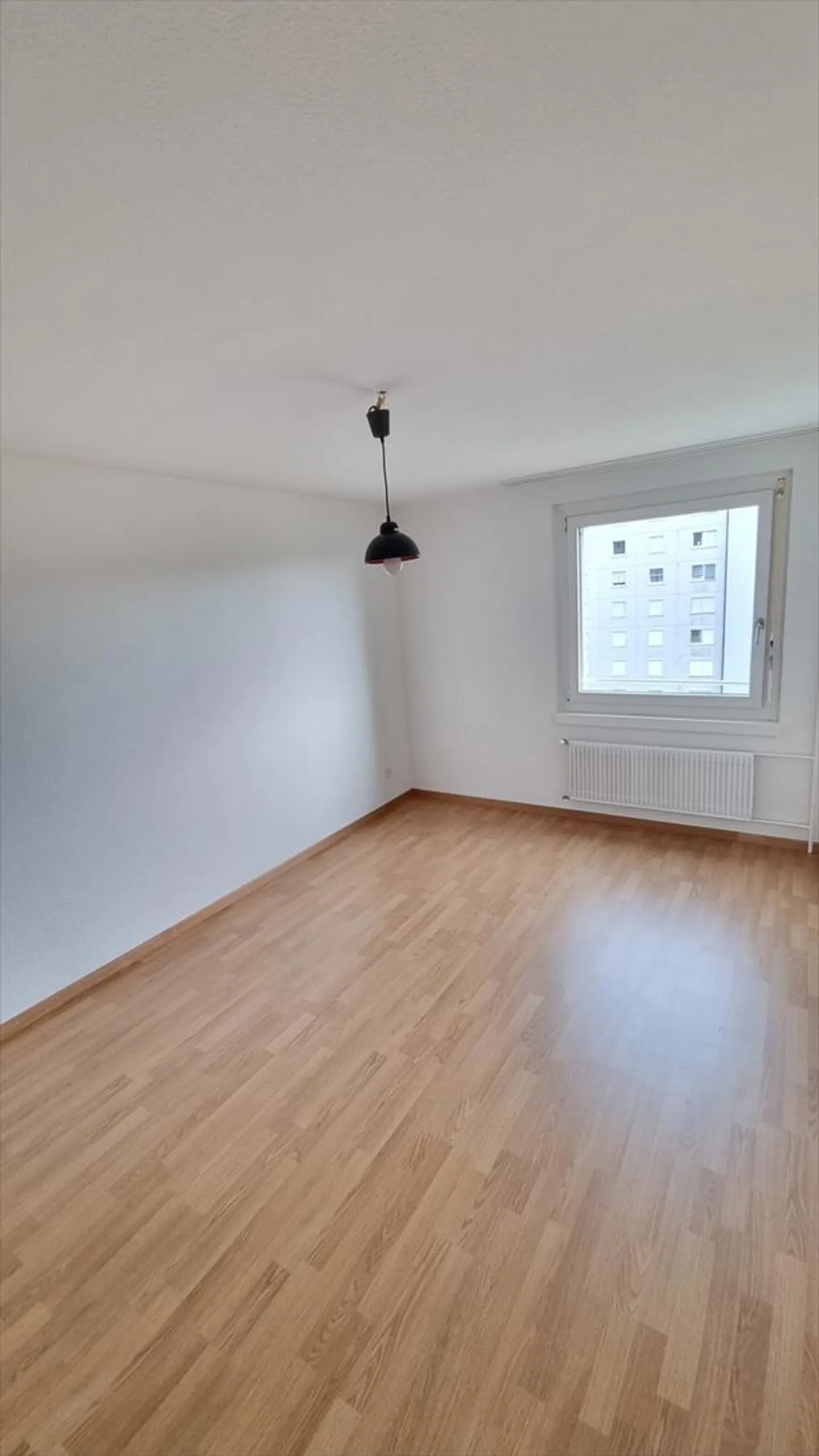 Here ends your apartment search! - Photo 2 of 3