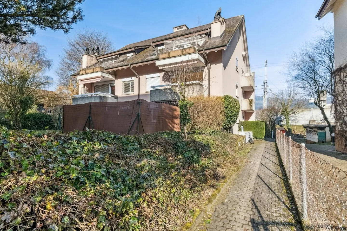 Layout spazioso - Camino - Posizione ideale! - Foto 1 di 9