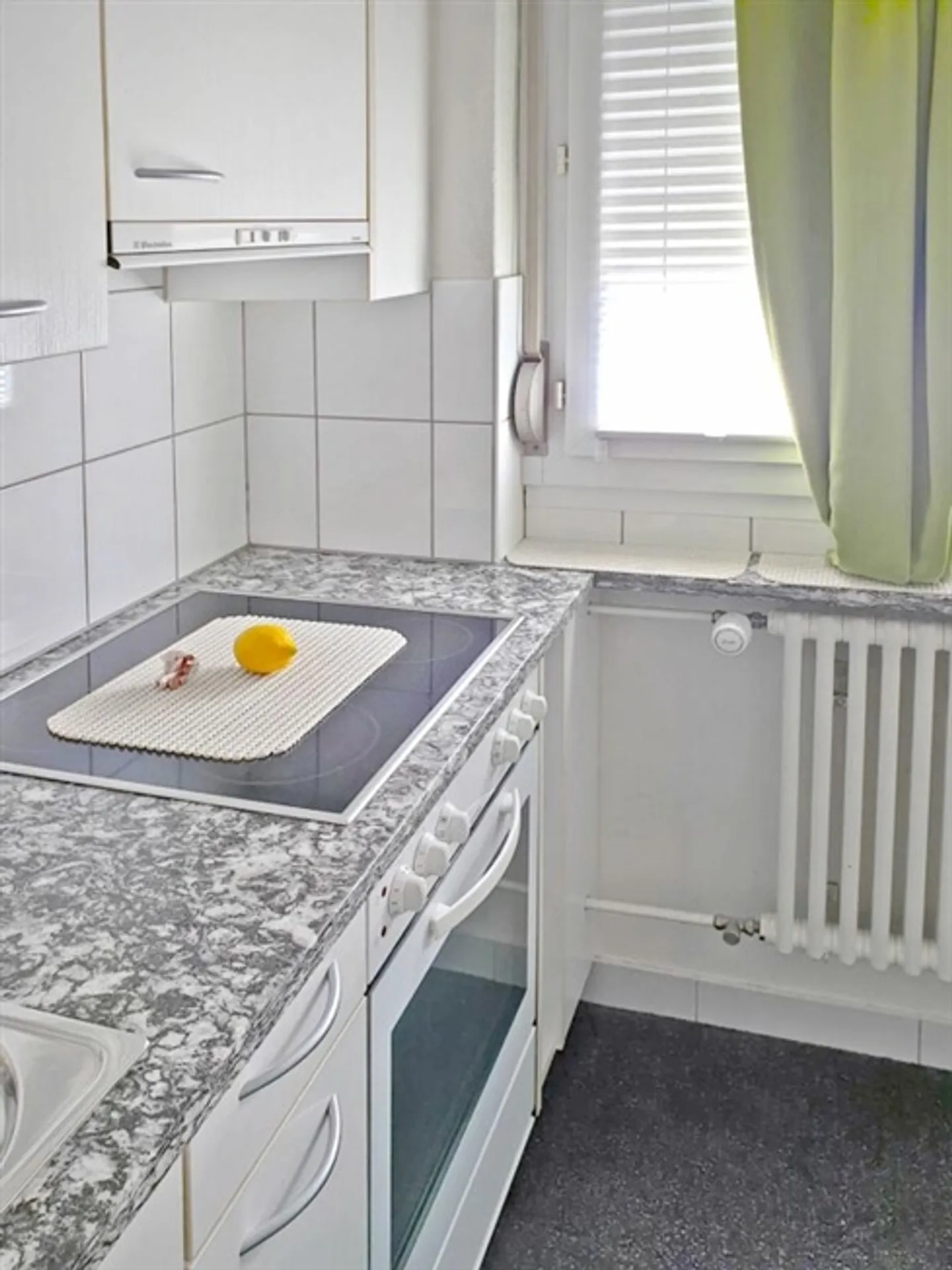 Appartement spacieux 1 pièce avec balcon - Photo 1 sur 5