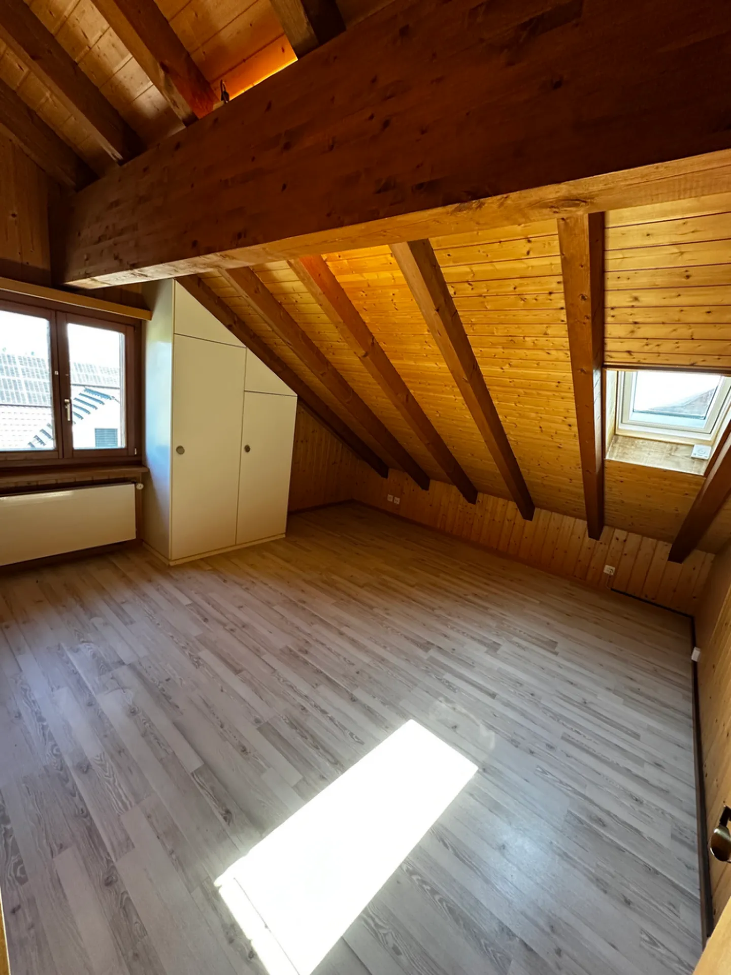 Cozy apartment in a family-friendly residential area - Photo 3 of 9