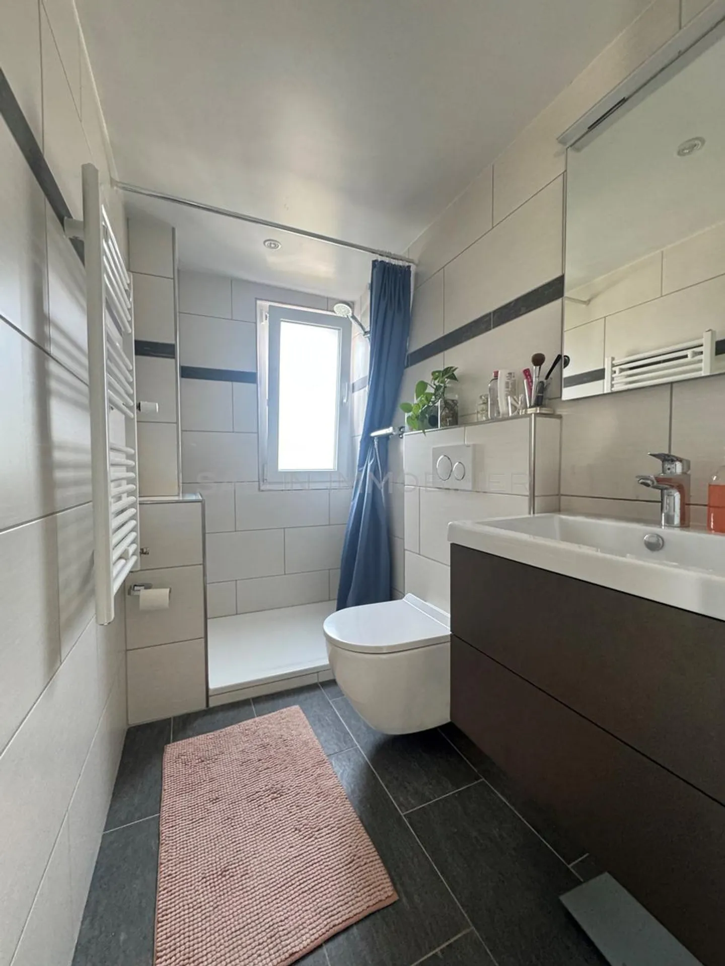 2-Zimmer-Wohnung im Dachgeschoss mit Außenparkplatz - Foto 7 von 7