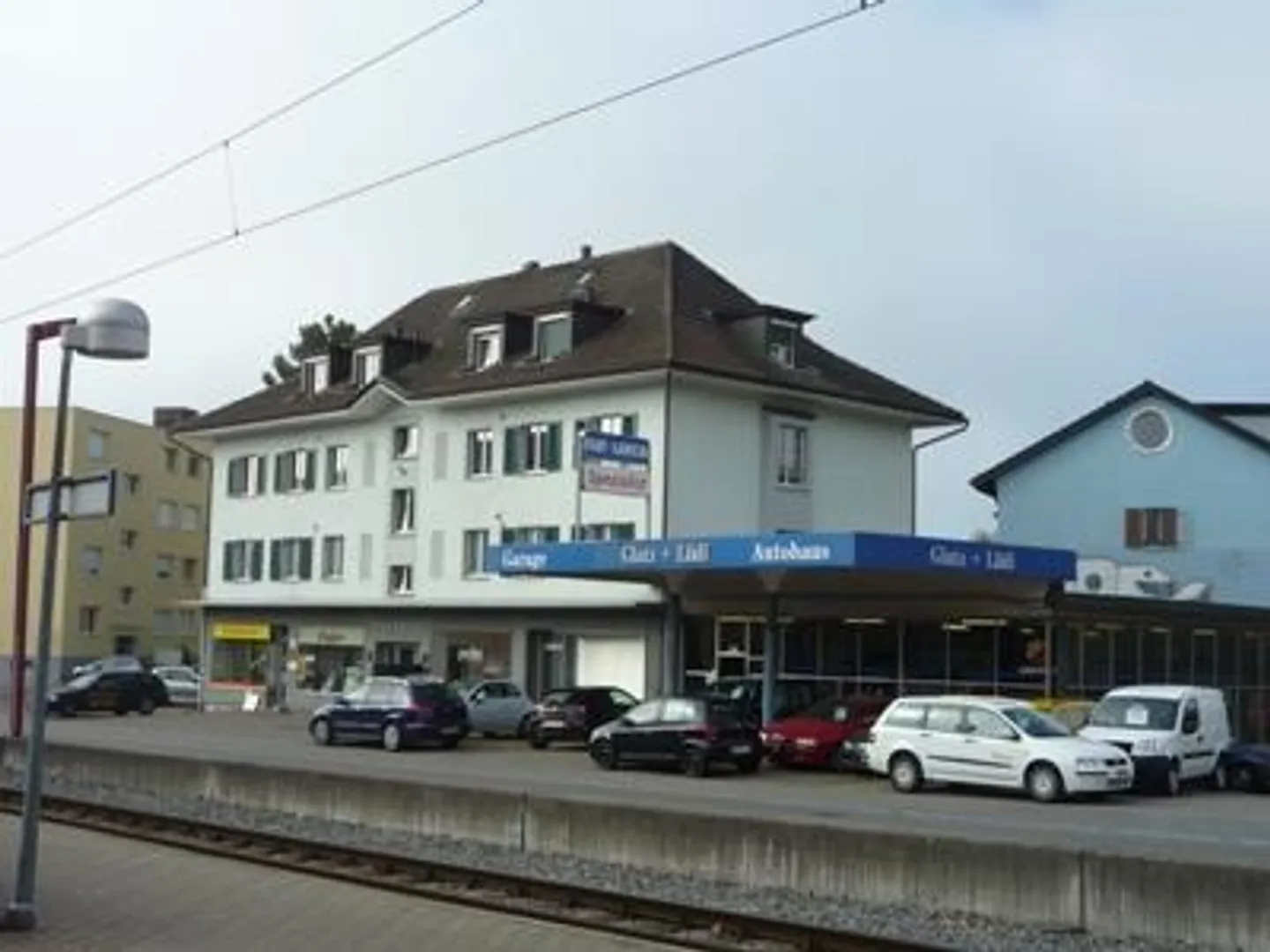 Casa plurifamiliare, abitazione e commercio - Foto 3 di 22