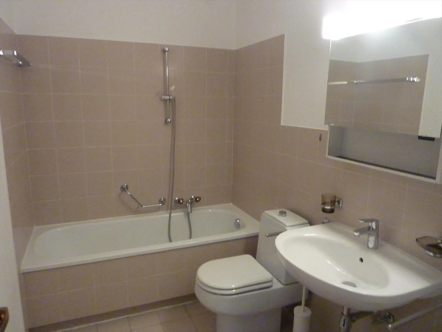 «Affittiamo tranquilità immersa nel verde» - Foto 10 von 11