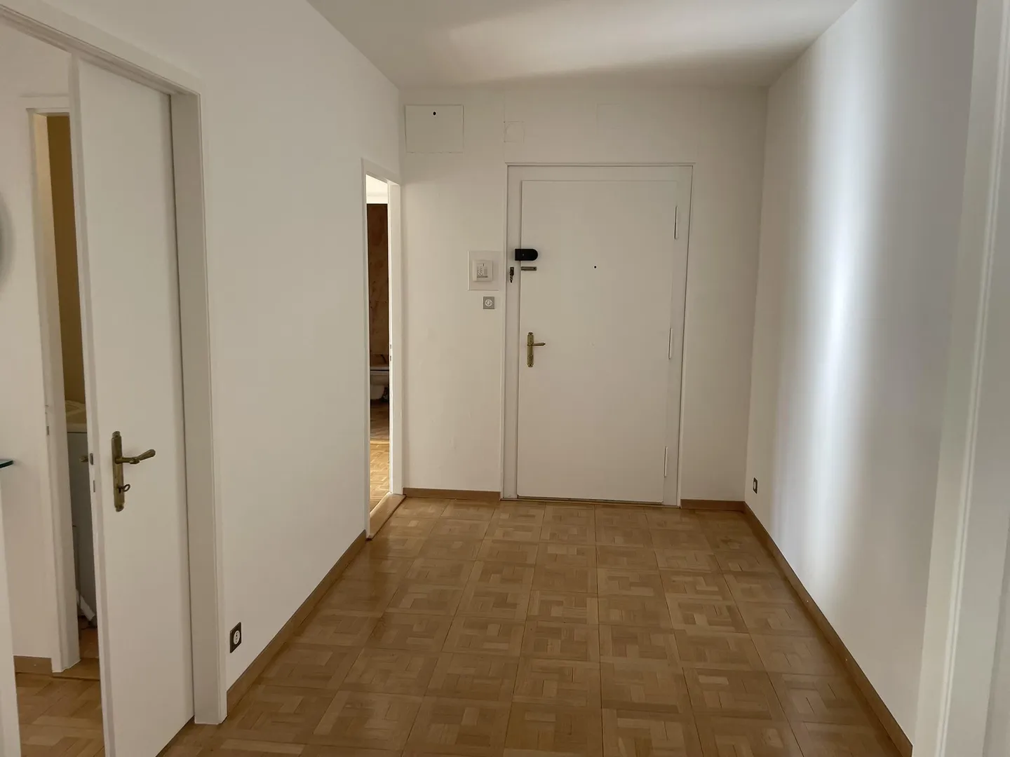 4 1/2 Pieces Contemporary in the Heart of Florissant - Photo 10 of 15