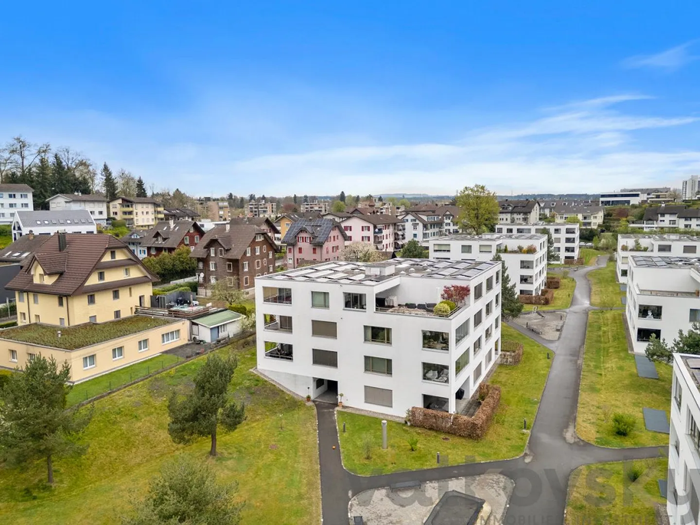 Modernes Apartment mit Alpenblick - Foto 1 von 8