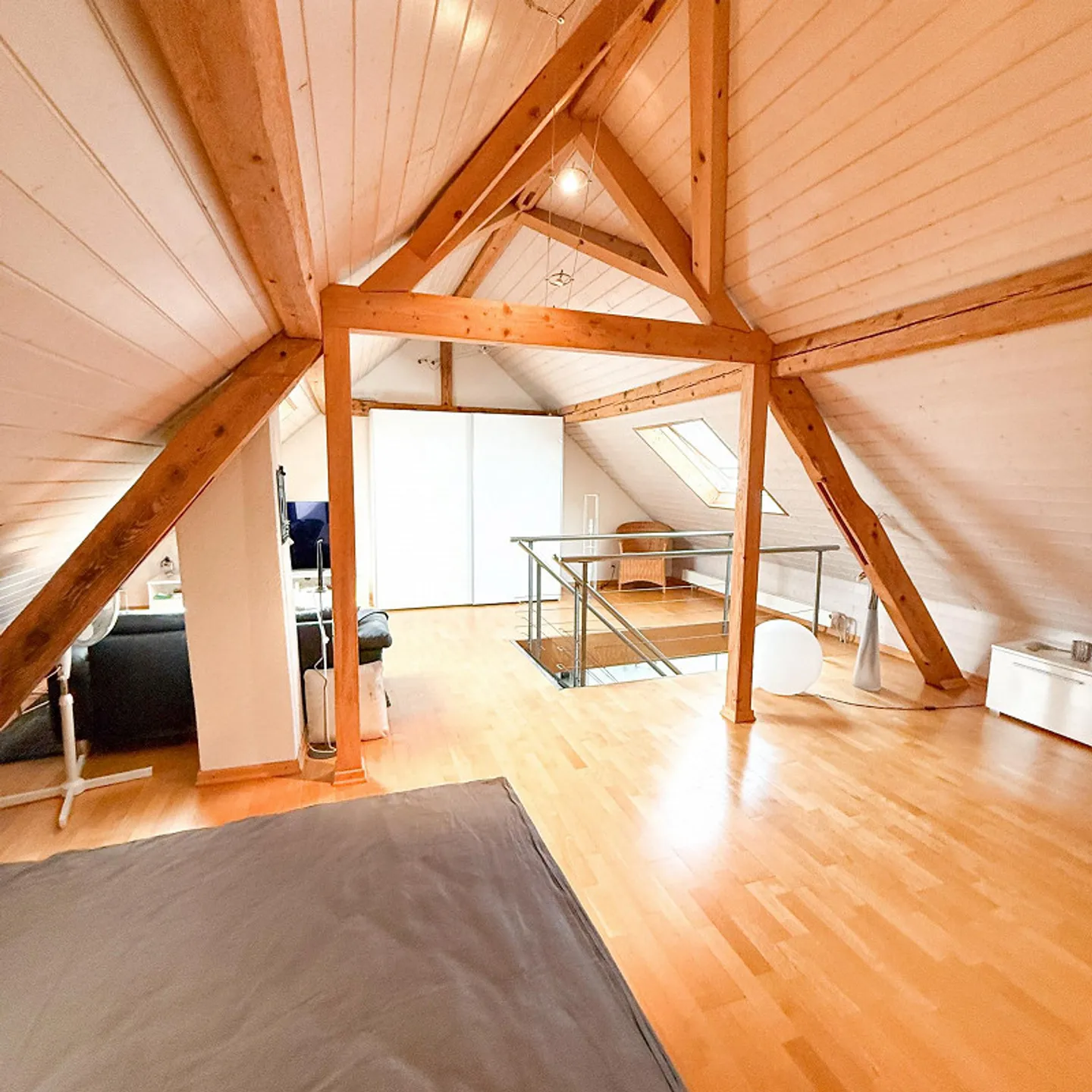 Maison résidentielle avec des possibilités d'utilisation polyvalentes - Photo 12 sur 17