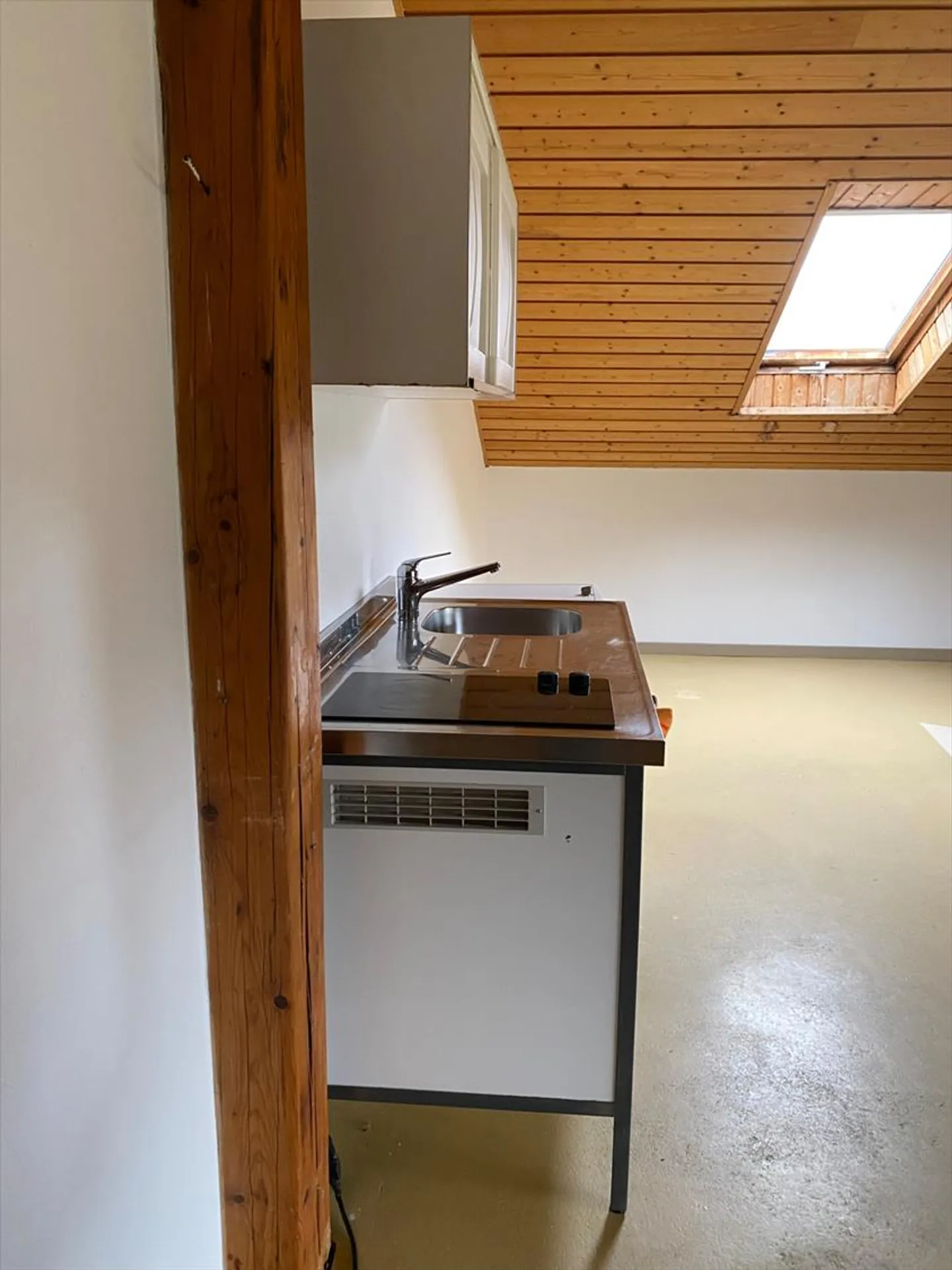 Vucherens - chemin de Montillier 5 - Space for offices, storage or - Photo 4 of 5