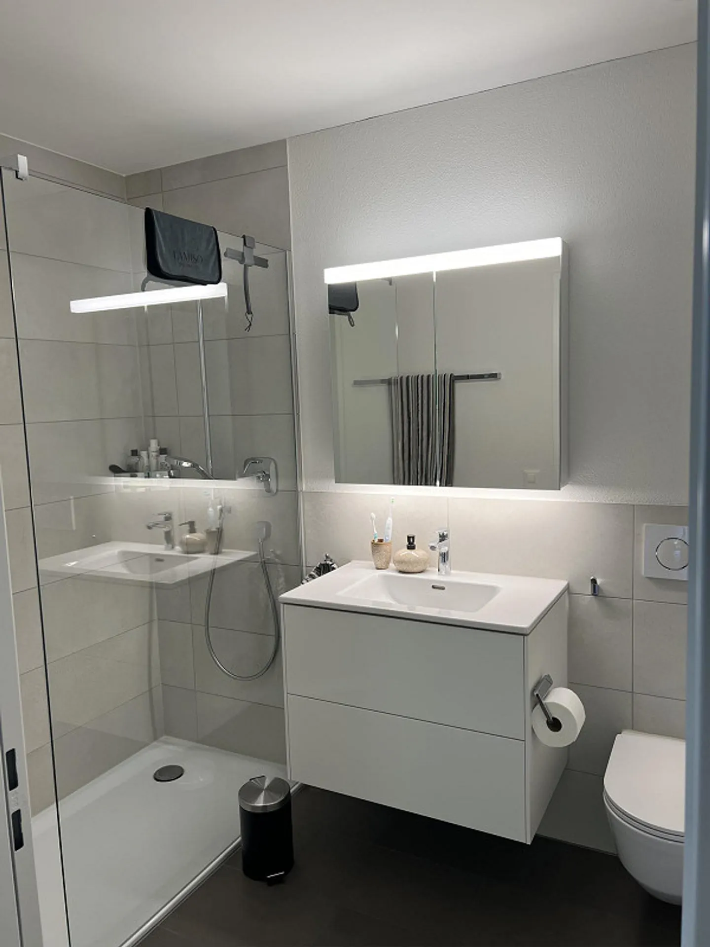 Modernes Apartment mit offener Küche - Foto 5 von 7