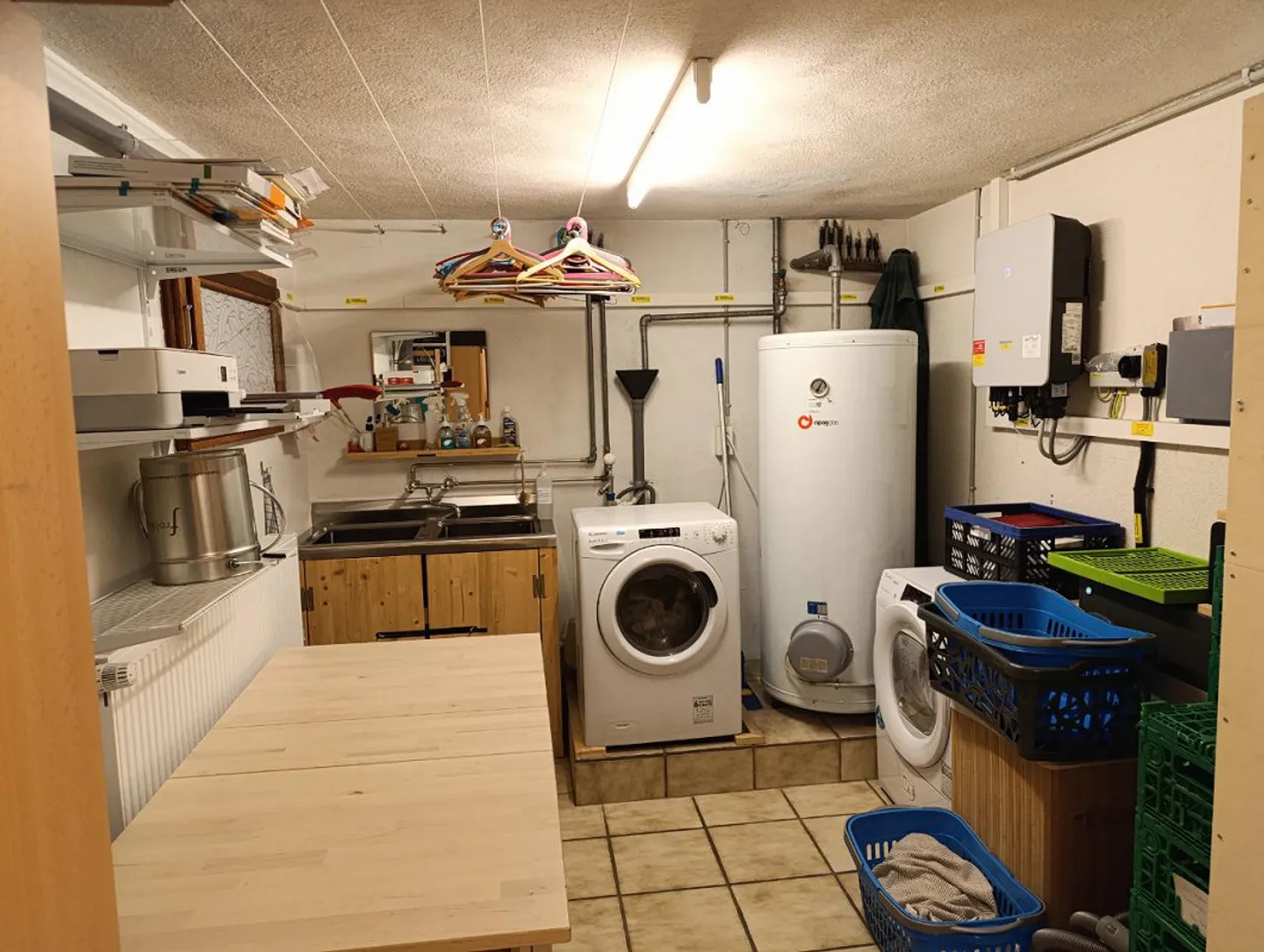 Detached house with natural garden & photovoltaic system - Photo 14 of 28