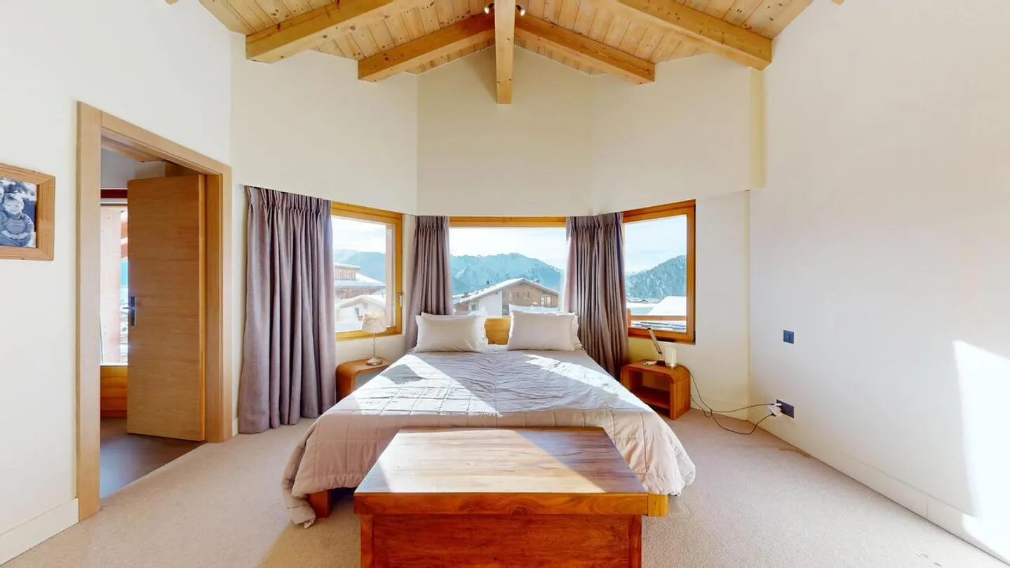 CHALET 8 STANZE NEL CENTRO DI VERBIER CON 1 APPARTAMENTO INDIPENDENTE - Foto 11 di 44