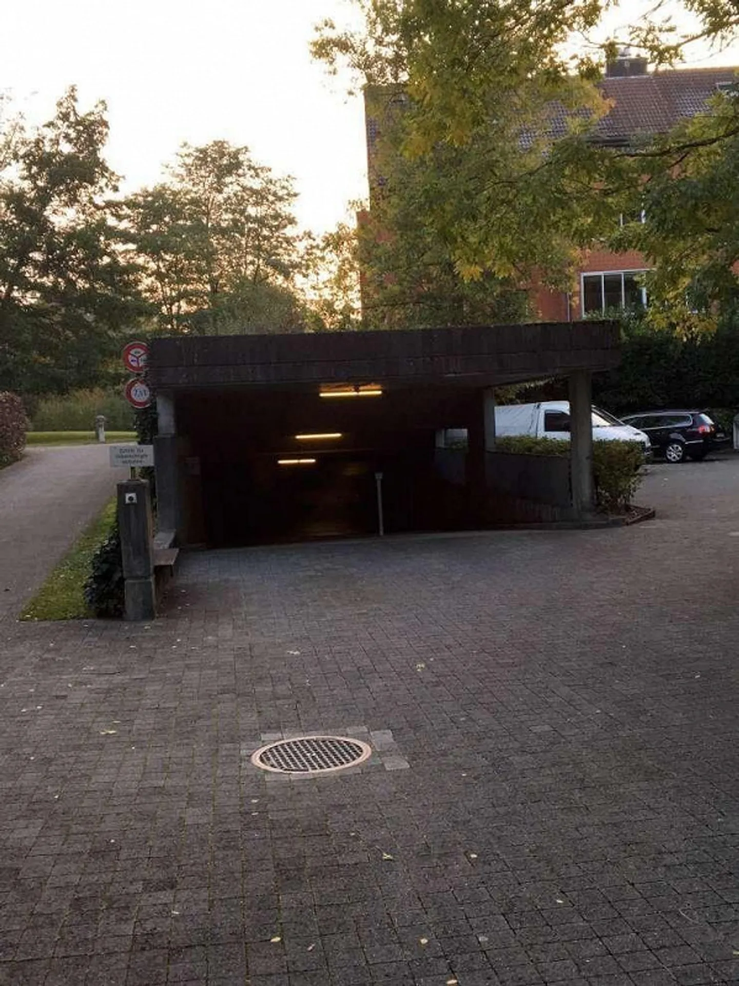 Parking space near the train station in Solothurn - Photo 1 of 2