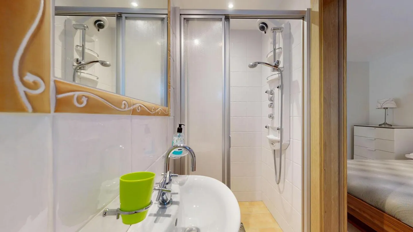 CHALET 8 STANZE NEL CENTRO DI VERBIER CON 1 APPARTAMENTO INDIPENDENTE - Foto 21 di 44