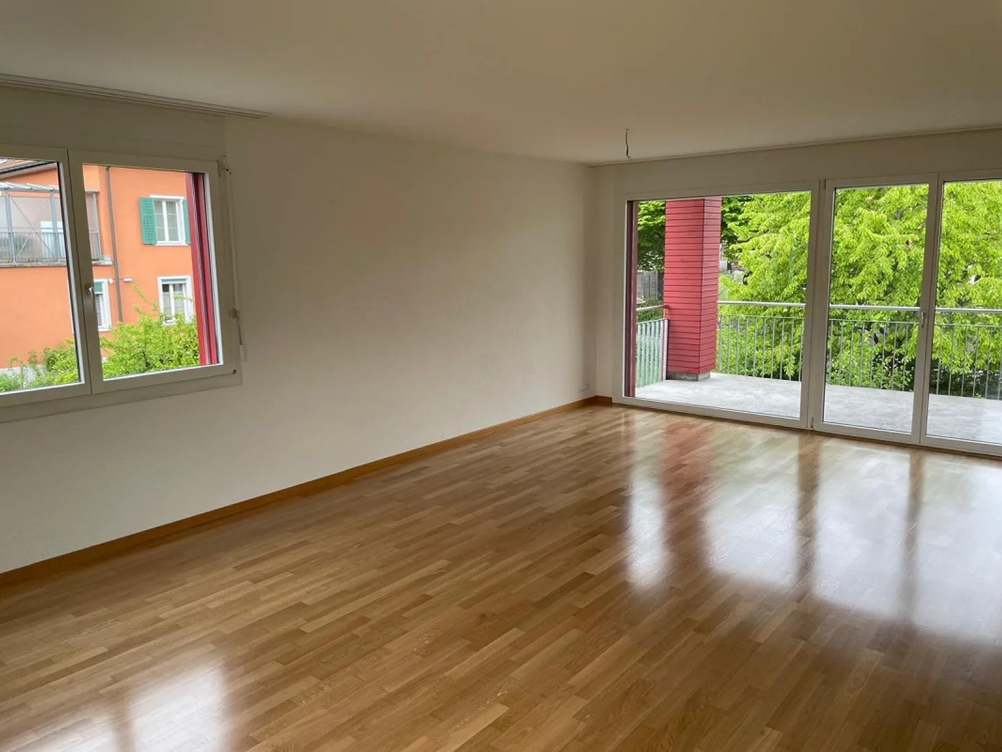 Grosszügige 5.5-Zimmer-Wohnung - Foto 2 von 12